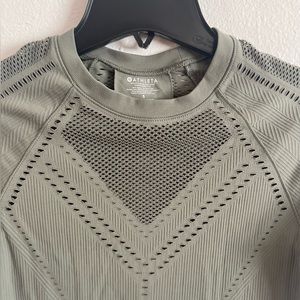 Athleta top | Athleta Oxygen Tee